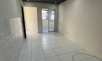 Imagem 4: SIQUEIRA VENDE: APARTAMENTO COM 02 QUARTOS TÉRREO EM CANDEIAS