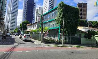 Imagem 7: SIQUEIRA ALUGA: LOJA/SALA TÉRREA COM 18m² COM ÁREA EXTERNA COM MESAS E CADEIRAS NA TORRE