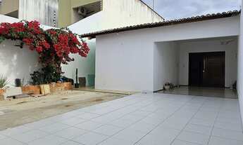 Imagem: Casa Térrea Para Locação Com 3 Suítes