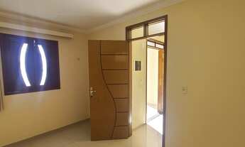 Imagem 6: Casa Térrea Ampla Com Jardim no Bairro Mirandão - Crato/CE