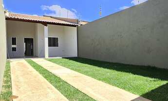 Imagem: Casa Térrea Com Varanda - Bairro Betolândia