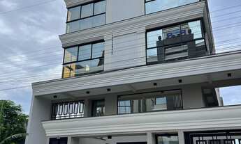 Imagem: Cobertura duplex na praia do Mariscal