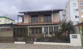 Imagem 2: Casa à venda no bairro Guanabara - Joinville/SC