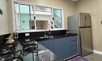 Imagem: Sobrado, 4 dormitórios, 1 suítes, 2 banheiro