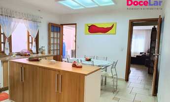 Imagem 4: Sobrado, 3 dormitórios, 3 suíte, 3 banheiro, 4 vagas na garagem, 240M² de Área Construída