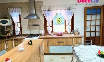 Imagem 3: Sobrado, 3 dormitórios, 3 suíte, 3 banheiro, 4 vagas na garagem, 240M² de Área Construída