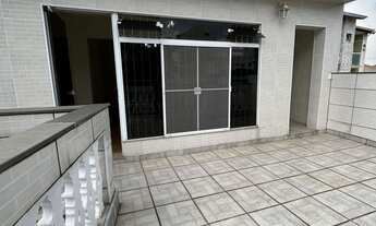 Imagem 2: Sobrado, 3 dormitórios, 2 banheiro, 3 vagas na garagem, 308M² de Área Construída, 308M² de