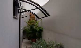 Imagem 3: Sobrado, 3 dormitórios, 1 suítes, 2 banheiro, 5 vagas na garagem, 210M² de Área Construída