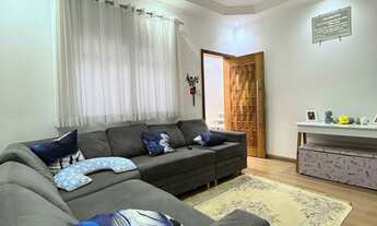 Imagem 3: Sobrado, 2 dormitórios, 2 banheiro, 2 vagas na garagem, 120M² de Área Construída, 120M² de