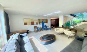 Imagem: Casa de 420 m² com 5 Quartos e 4 vagas