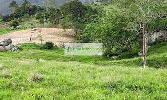 Imagem 7: Sítio local alto com extrema do Rio Tubarão , rica fonte de água