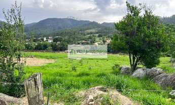 Imagem 4: Sítio local alto com extrema do Rio Tubarão , rica fonte de água