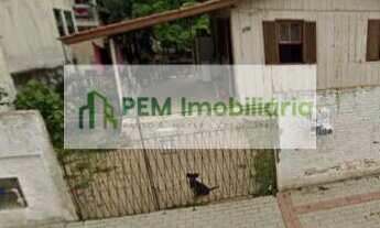 Imagem 5: Amplo terreno com frente para duas ruas