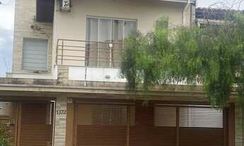 Imagem: Sobrado à venda no bairro Jardim Nossa