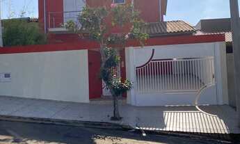 Imagem: Casa à venda no bairro Residencial Vitória