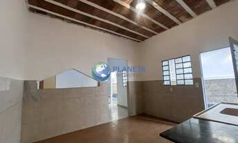 Imagem 3: BARRACÃO NOS FUNDOS- MANTIQUEIRA