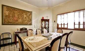 Imagem 4: Casa com 600m², 3 suítes, living, escritório e piscina no Residencial 01