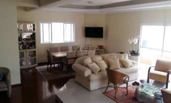 Imagem 2: Casa com 359m², 4 dormitórios, 2 suítes, piscina e sala de TV no Residencial 09