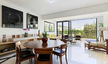 Imagem: Casa à venda no Tamboré com 450m²