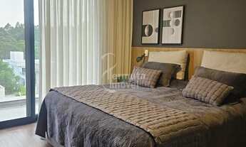 Imagem: Casa em Tamboré, Santana de Parnaíba/SP