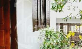 Imagem 5: Casa à venda com 250 m², 2 dormitórios, banheiro, lavabo, sala de estar, cozinha, área de