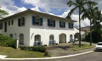 Imagem: Casa com 554m², 2 dormitórios, 1 suíte