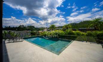 Imagem 2: Casa de esquina com vista permanente para a Reserva – Condomínio Tamboré 11