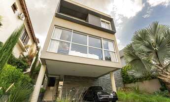 Imagem: Casa com 400m², 4 suítes, varanda gourmet