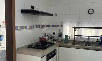 Imagem 4: Casa no Residencial Valville 1 com 3 Suítes e Espaço Gourmet