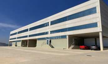 Imagem 2: Prédio comercial com 7260m² próximo à Rodovia Castelo Branco /SP