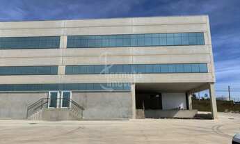 Imagem: Prédio comercial com 7260m² próximo à