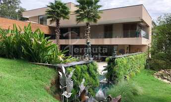 Imagem 6: Casa com 1.600m², 12 vagas de garagem, 4 suítes, piscina, SPA e sala de TV no Tamboré 02