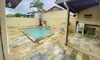 Imagem 4: Casa com 287m², 3 dormitórios, 2 suítes, 4 vagas e piscina no Residencial 04