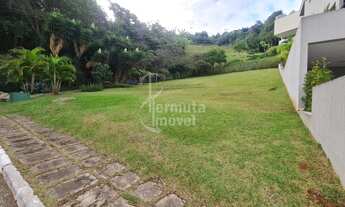 Imagem 4: Terreno para venda com 497m², em aclive e com projeto aprovado no Residencial Alphasitio