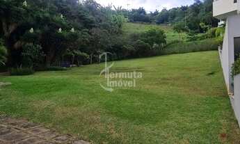 Imagem 2: Terreno para venda com 497m², em aclive e com projeto aprovado no Residencial Alphasitio