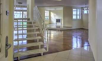 Imagem 2: Sobrado com 3 suítes, piscina e espaço gourmet