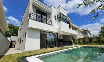 Imagem 3: Casa com 375 m² sala de estar, sala de jantar, escritório, lavabo, cozinha com despensa e