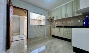 Imagem 6: Casa terrea com garagem coberta para 3 carros e área gourmet