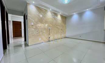 Imagem: Casa terrea com garagem coberta para 3 carros