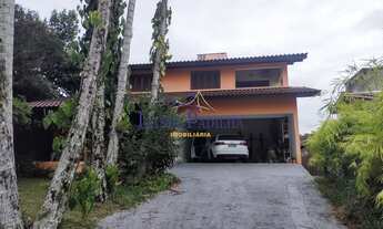 Imagem: Casa em Córrego Grande, Florianópolis/SC