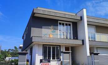 Imagem: Casa à venda no bairro Rio Vermelho - Florianópolis/SC