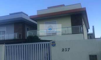 Imagem: Casa à venda no bairro Rio Vermelho - Florianópolis/SC