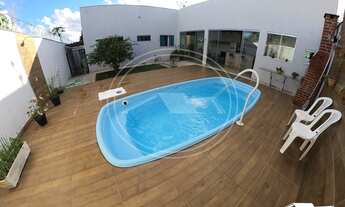 Imagem: Casa de 3 quartos com piscina para venda