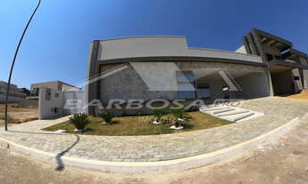 Imagem 2: Casa com 3 suítes e piscina á no Condomínio Del Fiore