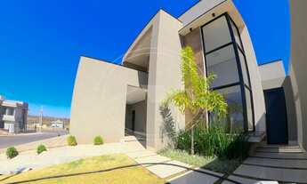 Imagem: Casa em condomínio para venda em Caldas