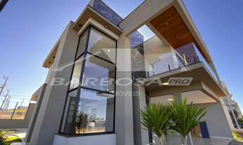 Imagem 2: Casa Alto Padrão com 4 quartos sendo 3 suites á venda em Condominio Fechado