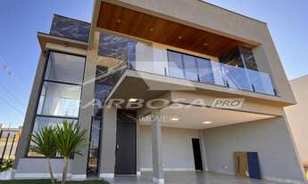 Imagem: Casa Alto Padrão com 4 quartos sendo 3