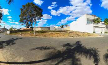 Imagem 2: Terreno (lote) à venda no bairro Bandeirante