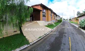 Imagem: Casa em Condomínio com piscinas para venda