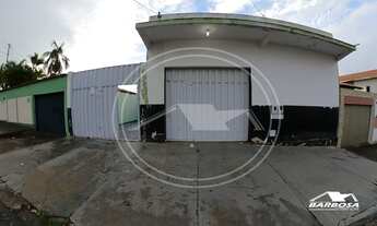 Imagem: Casa de 3 quartos para venda com salão